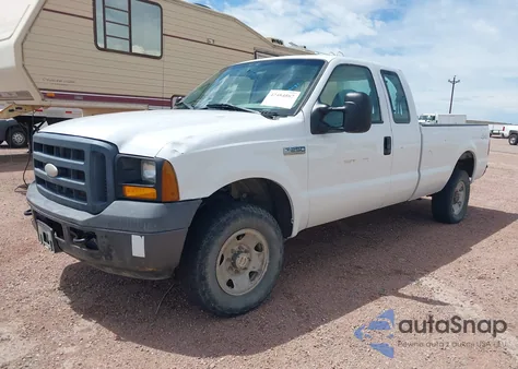 2006 Ford F-250 Lariat/Xl/Xlt z USA, uszkodzony, nr VIN 1FTSX21596EA25632